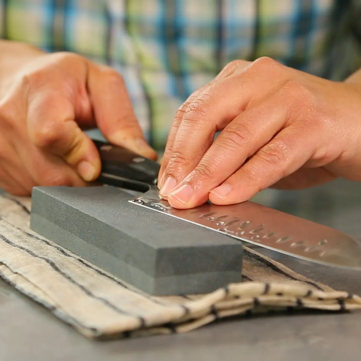 sharpening knives at home