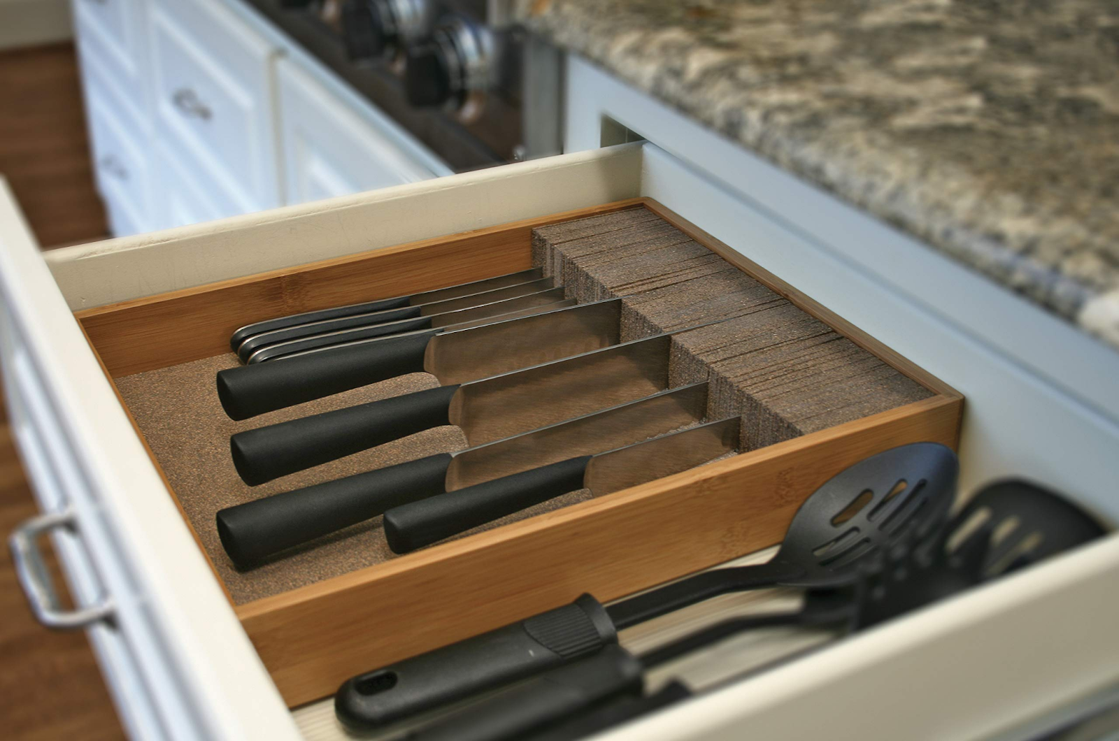 Store properly your blades and other utility cutting knives in a drawer, knife block, or magnetic strip to avoid injury